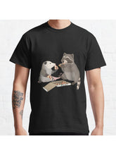 Possum and Raccoon eating pizza Classic T-Shirt 100% Cotton, Gifts for Men Dad Husband Grandpa, S-XXXL, Black