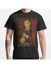 Boy With Apple Classic T-Shirt 100% Cotton, Gifts for Men Dad Husband Grandpa, S-XXXL, Black