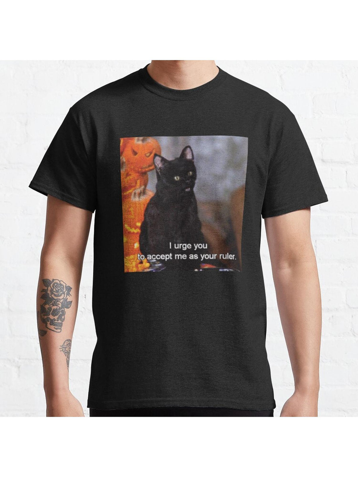 Bow to Salem Classic T-Shirt 100% Cotton, Gifts for Men Dad Husband Grandpa, S-XXXL, Black