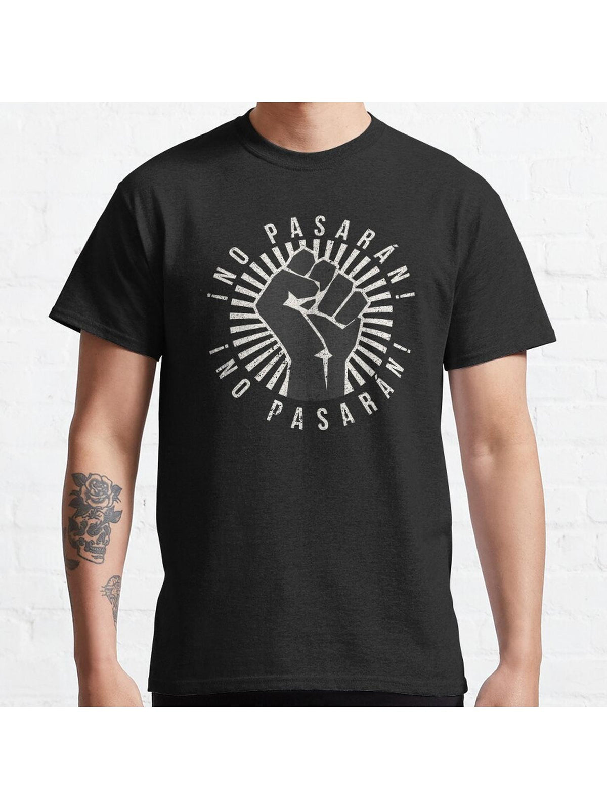 No Pasaran (vintage/ distressed) Classic T-Shirt 100% Cotton, Gifts for Men Dad Husband Grandpa, S-XXXL, Black