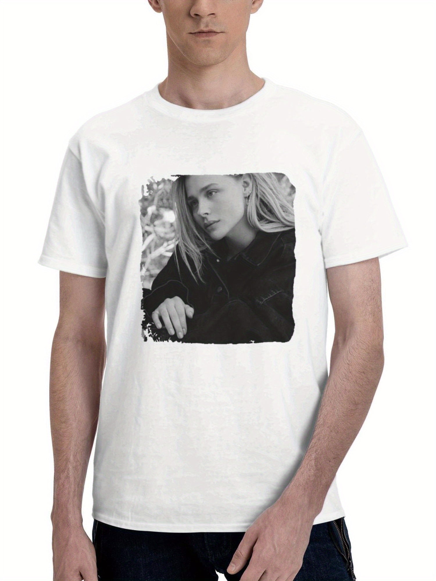 Chloe Grace Moretz Hero Magazine Winter Monochrome 180G 100% Cotton Printed Round Neck Short-Sleeve T-Shirt, Gifts for Men Dad Husband Grandpa, S-XXXL, White