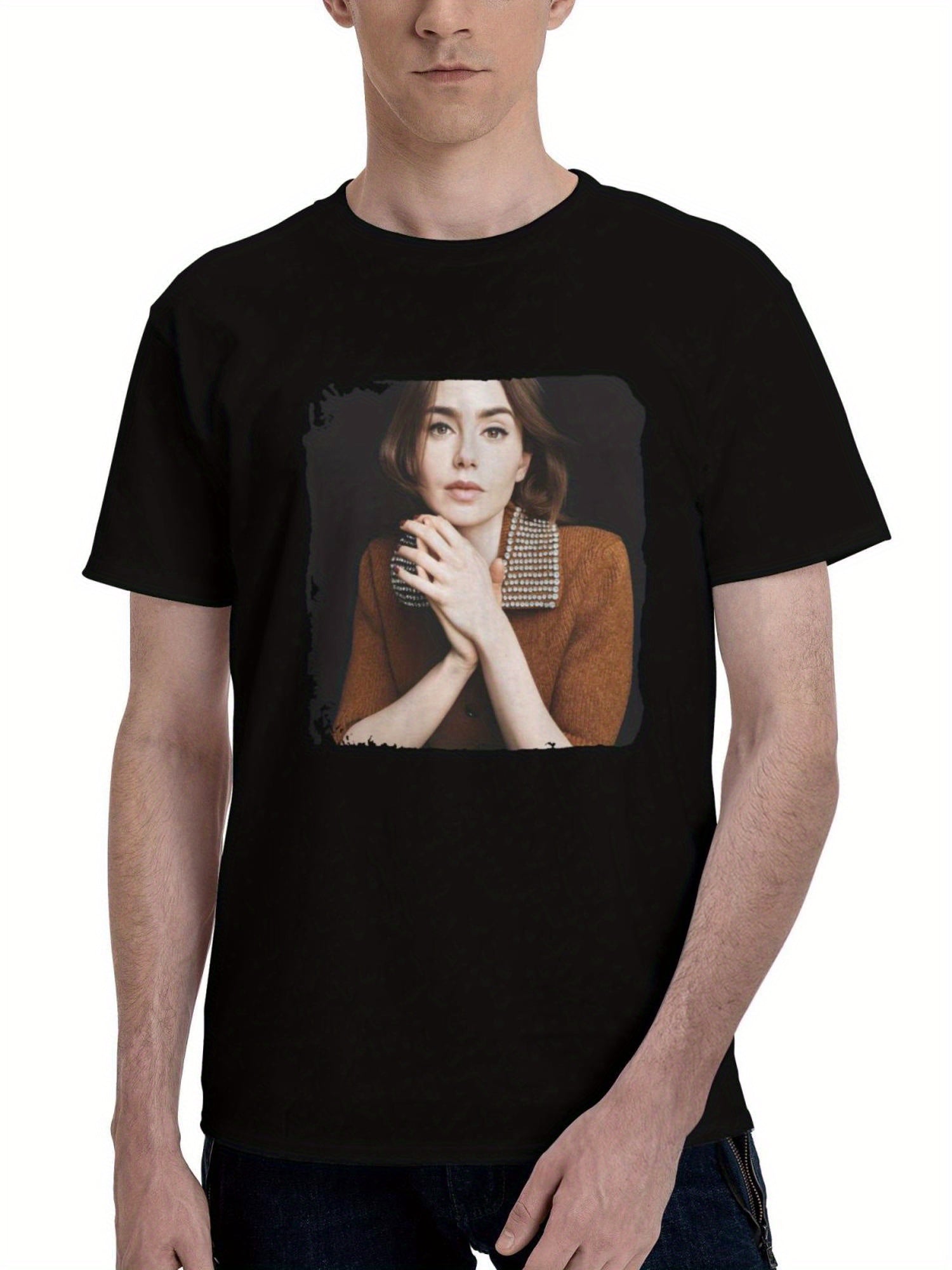 Lily-Collins Vogue Scandinavia 2024 180G 100% Cotton Printed Round Neck Short-Sleeve T-Shirt, Christmas Gifts for Men Dad Husband Grandpa, S-XXXL, Black