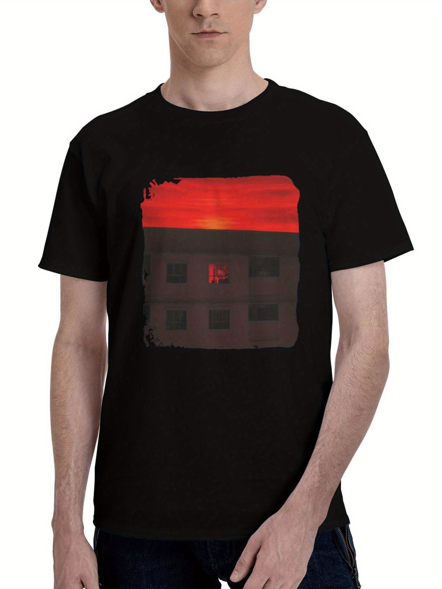 A-Single Red Room In The City Of Red Skies 180G 100% Cotton Printed Round Neck Short-Sleeve T-Shirt, Christmas Gifts for Men Dad Husband Grandpa, S-XXXL, Black
